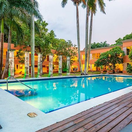 Hacienda Uxmal Plantation & Museum Hotel Exterior photo